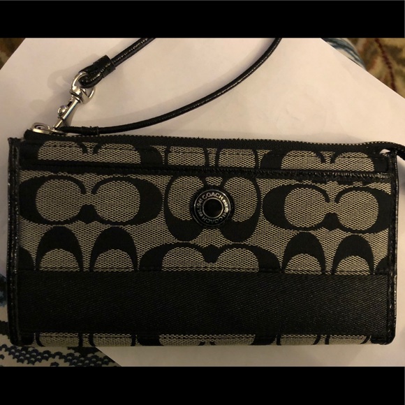 COACH Signature Canvas & Patent Wristlet - Picture 1 of 6
